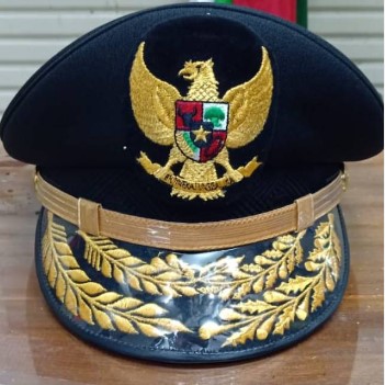 Topi Gubernur