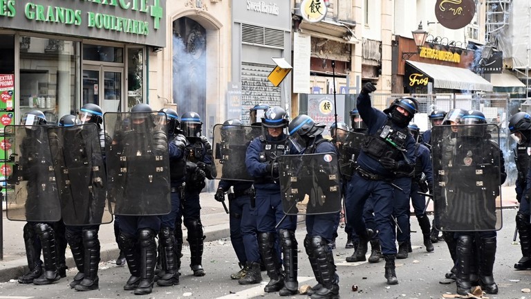 Paris Riots-AFP