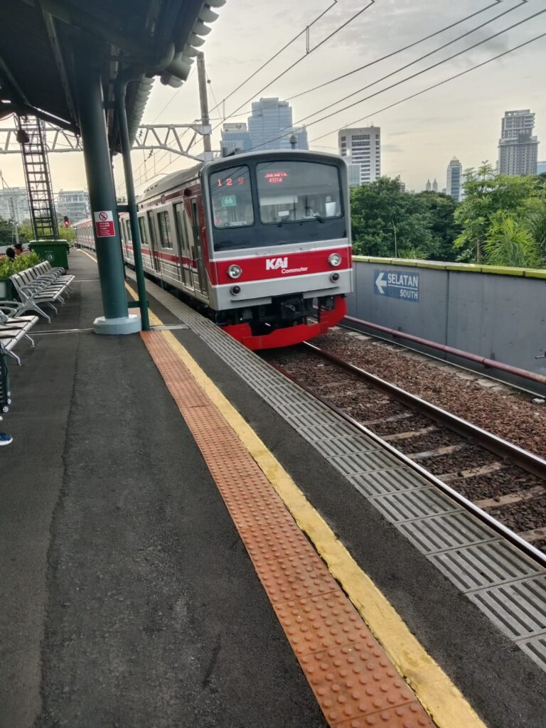 Kereta Api KRL